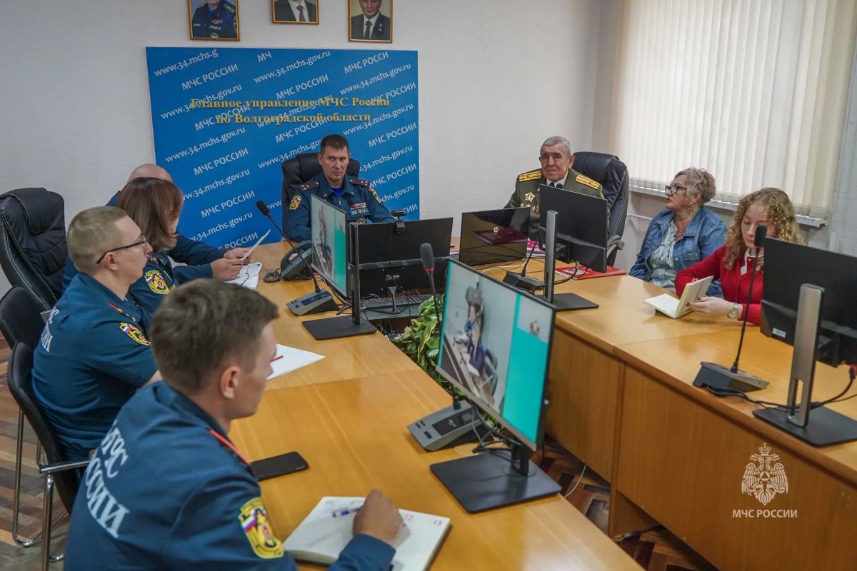Взаимодействие поколений — основа преемственности и силы ведомства Взаимодействие поколений — основа преемственности и силы ведомства