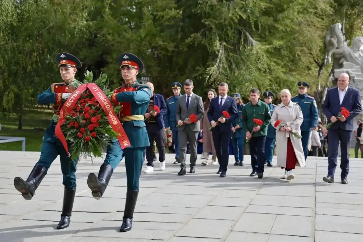 Старт большого дела и живая память