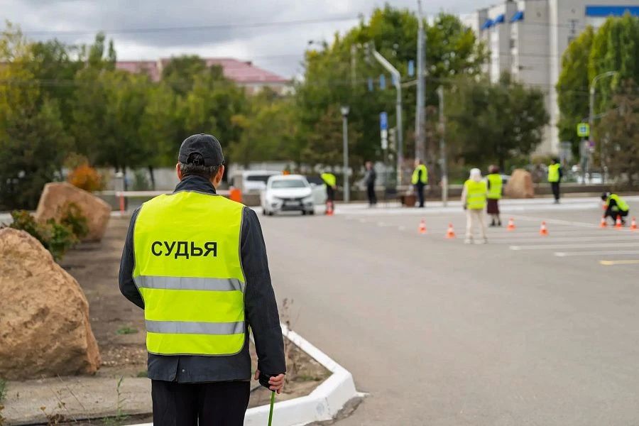 В Волгограде выбрали лучшего водителя такси В Волгограде выбрали лучшего водителя такси