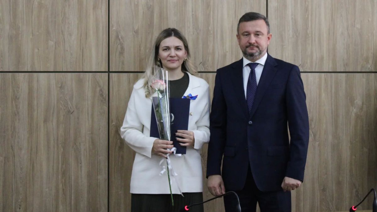Сегодня в рамках Всемирного дня действий «За достойный труд» в Волгограде чествовали лучших работников предприятий и организаций региона, активистов профсоюзного движения Сегодня в рамках Всемирного дня действий «За достойный труд» в Волгограде чествовали лучших работников предприятий и организаций региона, активистов профсоюзного движения