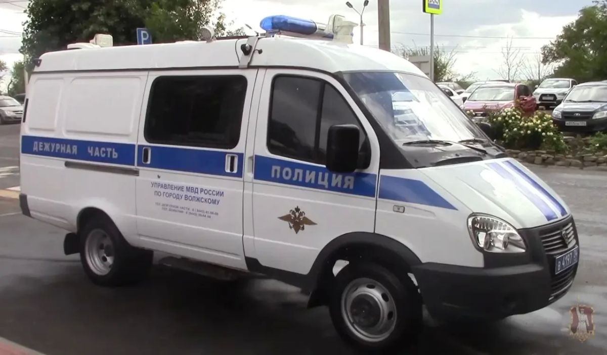 В Волжском полицейские пресекли деятельность по организации незаконной миграции