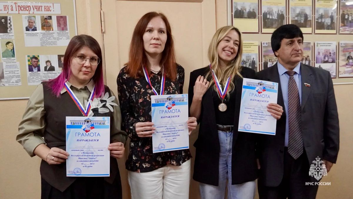 Серебро на шахматном турнире Серебро на шахматном турнире