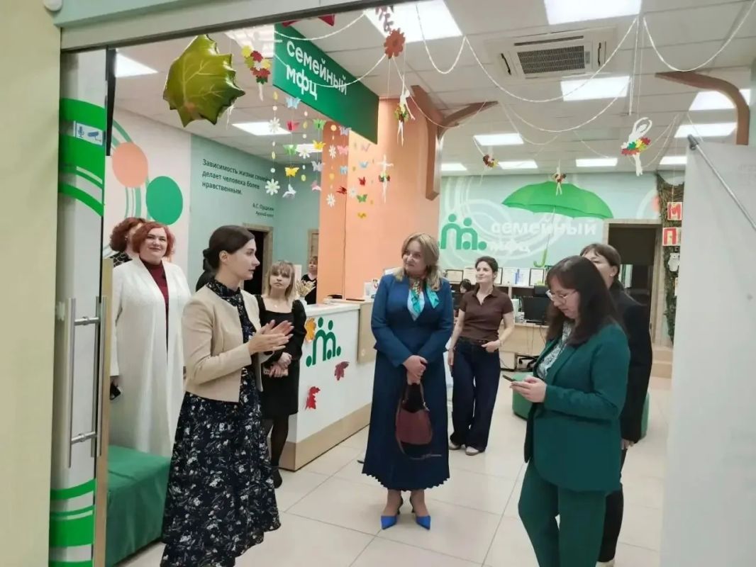 Семейный МФЦ: когда семье нужна не просто консультация, а настоящая команда помощников Семейный МФЦ: когда семье нужна не просто консультация, а настоящая команда помощников