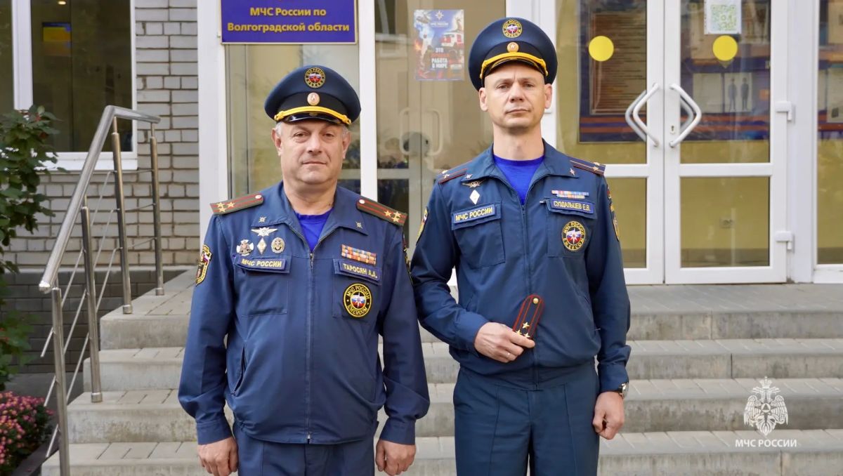 В Главном управлении МЧС России по Волгоградской области состоялось торжественное построение В Главном управлении МЧС России по Волгоградской области состоялось торжественное построение