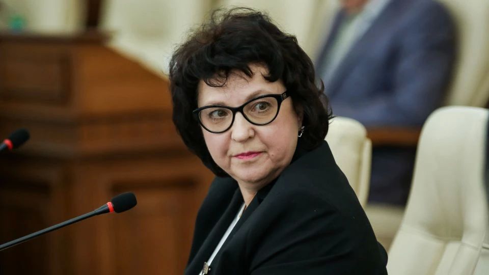 Владислав Шурыгин: Депутат Госдумы Анжелика Глазкова (КПРФ) внесла законопроект о возвращении Волгограду и Санкт-Петербургу названий Сталинград и Ленинград, которые они носили в период Великой Отечественной войны
