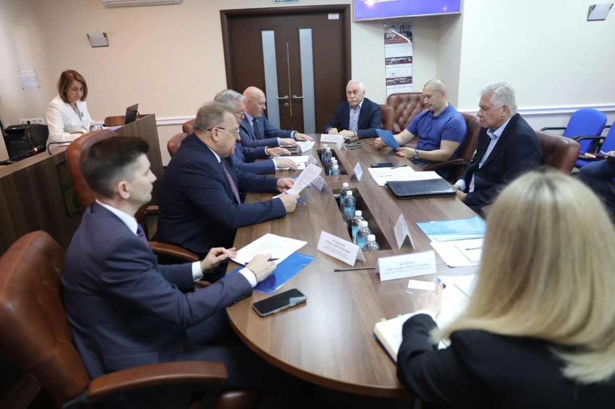 Председатель Волгоградской городской Думы Владлен Колесников и вицеспикеры Дмитрий Дильман и Геннадий Кузнецов приняли участие в заседании расширенной коллегии Контрольносчётной палаты Волгограда