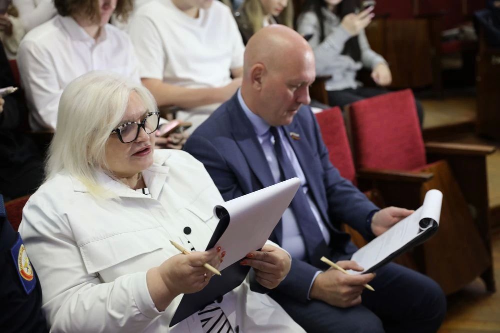 Волгоградцы приняли участие во Всероссийском научно-технологическом диктанте Волгоградцы приняли участие во Всероссийском научно-технологическом диктанте