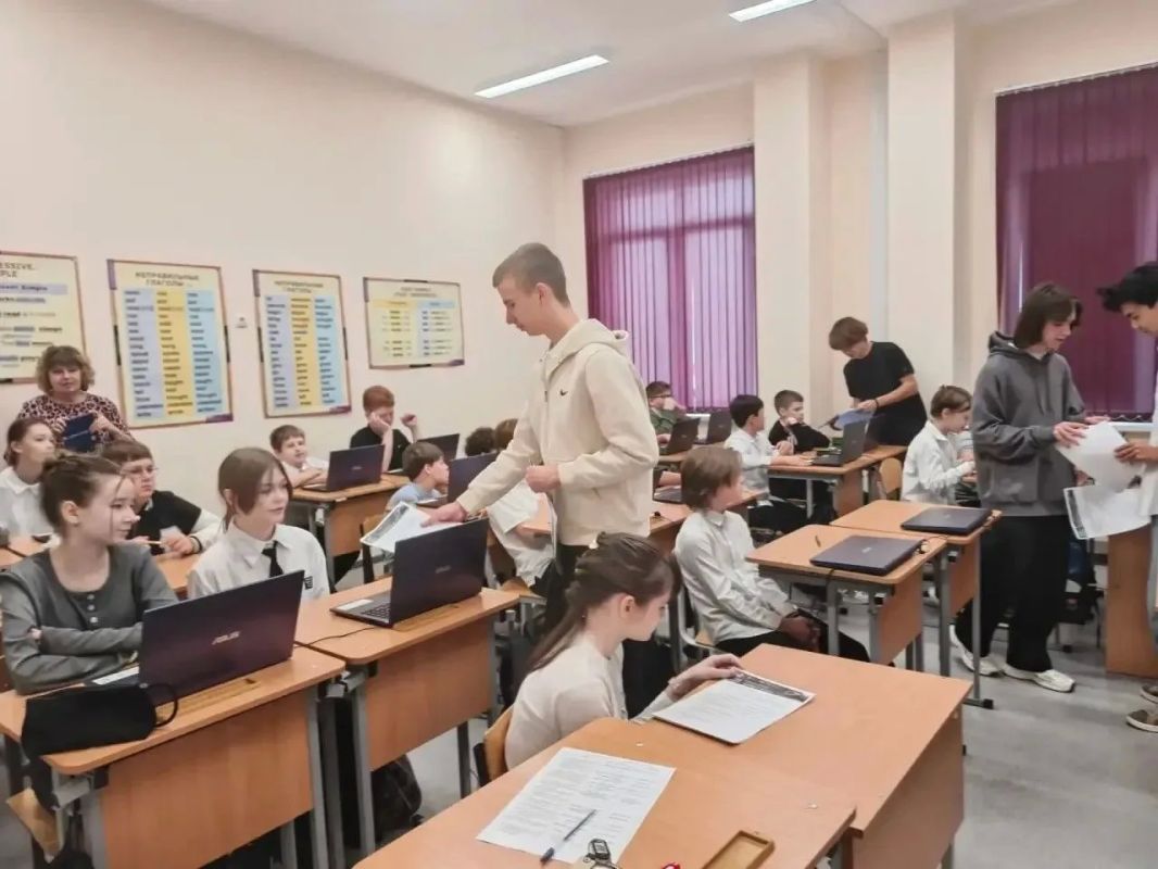 Школа № 5 имени С.П. Королёва стала площадкой IV Всероссийского научно-технологического диктанта Школа № 5 имени С.П. Королёва стала площадкой IV Всероссийского научно-технологического диктанта