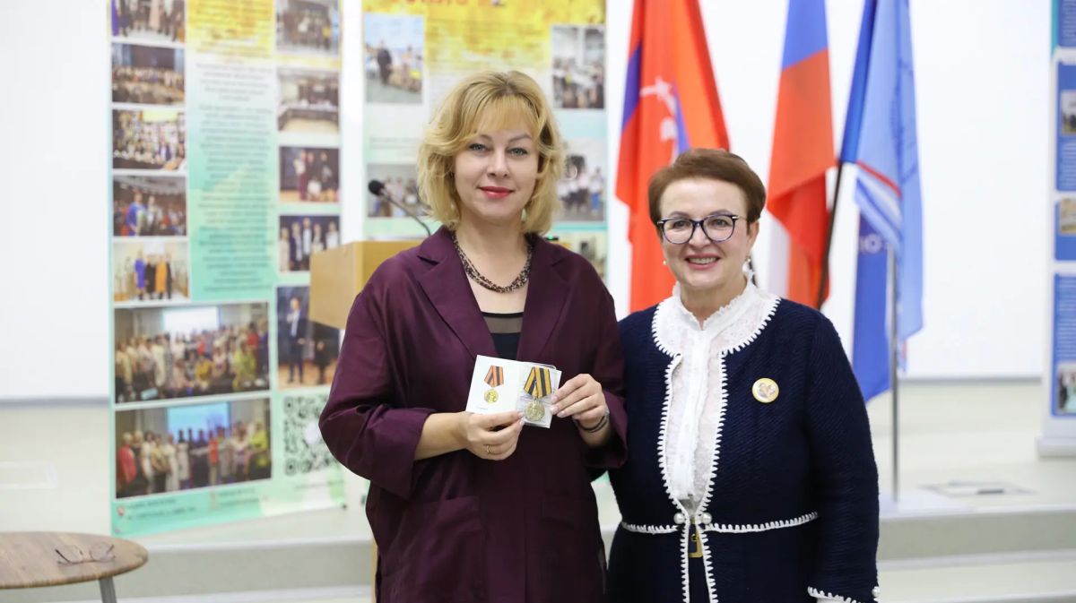 Нина Черняева вновь возглавила Союз женщин Волгоградской области Нина Черняева вновь возглавила Союз женщин Волгоградской области