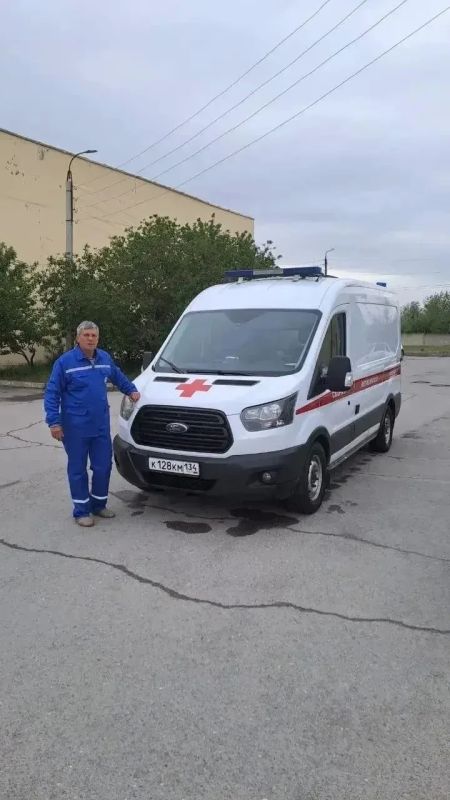 В Волгограде чествуют водителей скорой помощи В Волгограде чествуют водителей скорой помощи
