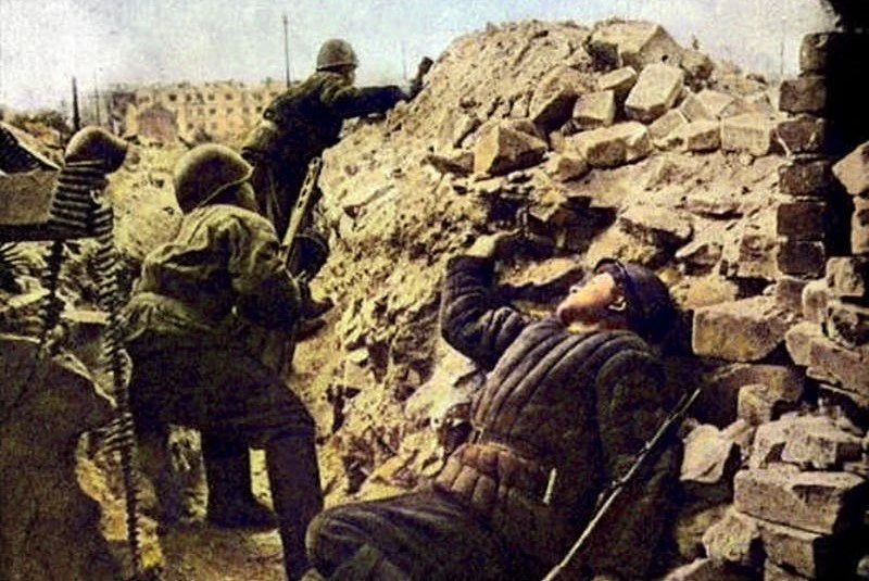 Взлёт, гибель и воскрешение сталинградского стадиона «Трактор» Взлёт, гибель и воскрешение сталинградского стадиона «Трактор»